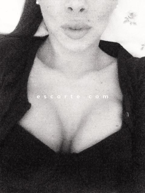 site internet escort girl escort Bordeaux Axelle